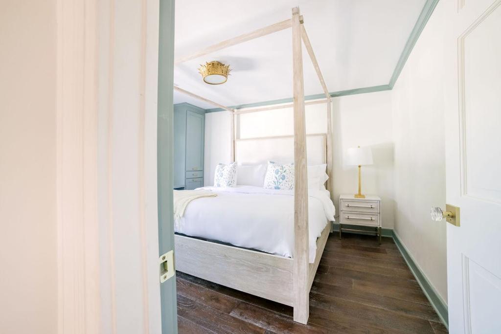 Guesthouse Charleston East 42 D Экстерьер фото