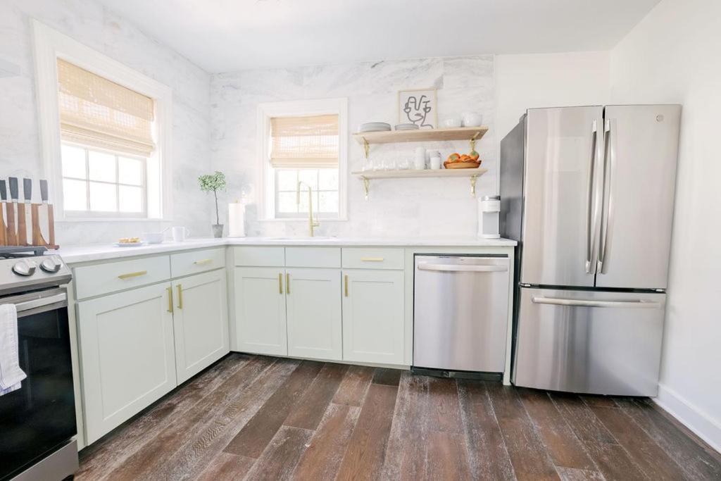Guesthouse Charleston East 42 D Экстерьер фото