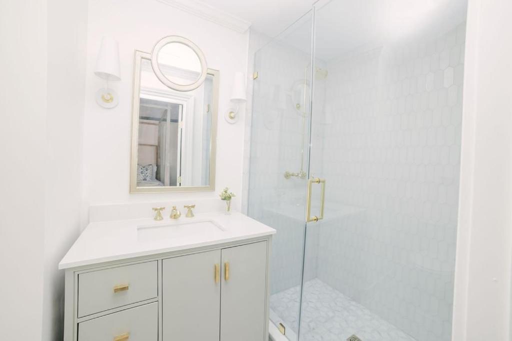 Guesthouse Charleston East 42 D Экстерьер фото